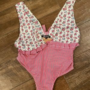 KITESS PLUNGE SWIMSUIT